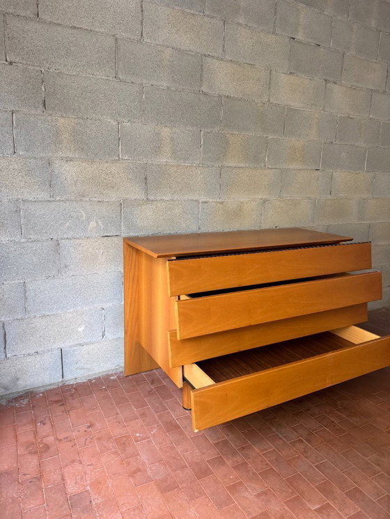 Image 1 of Armadio in legno vintage dall'Italia