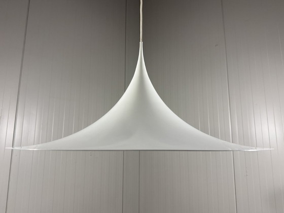 Lámpara semicolgante XXL de Fog & Morup, Dinamarca. – Fog & Mørup, Lámparas colgantes, Aluminium (photo 11 of 12)