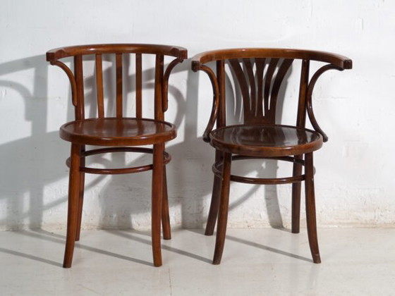 Pair of antique bentwood chairs in the Thonet style – Central Europe, circa 1905 – Dining chairs (photo 24 of 40)