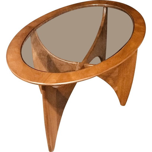 Mesa auxiliar ovalada vintage de madera de teca y cristal de Viktor Wilkins para G-Plan, Reino Unido.