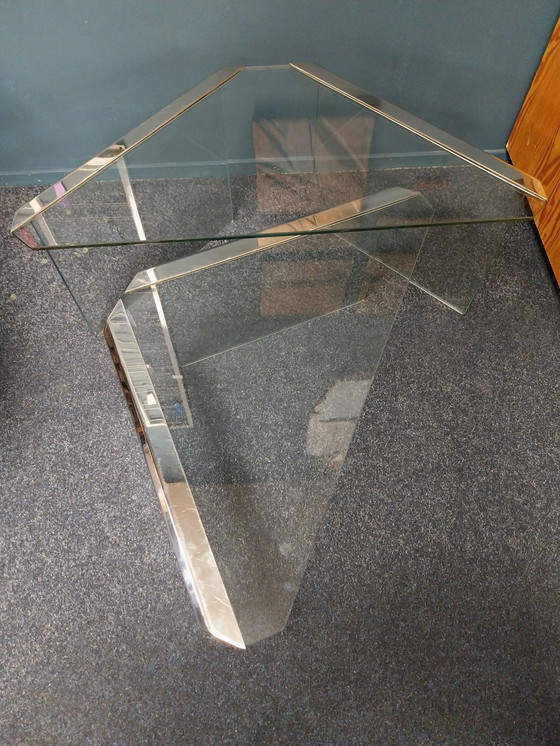 Image 1 of 1 x set of 2 gallotti and radice triangle nesting tables. 1970's