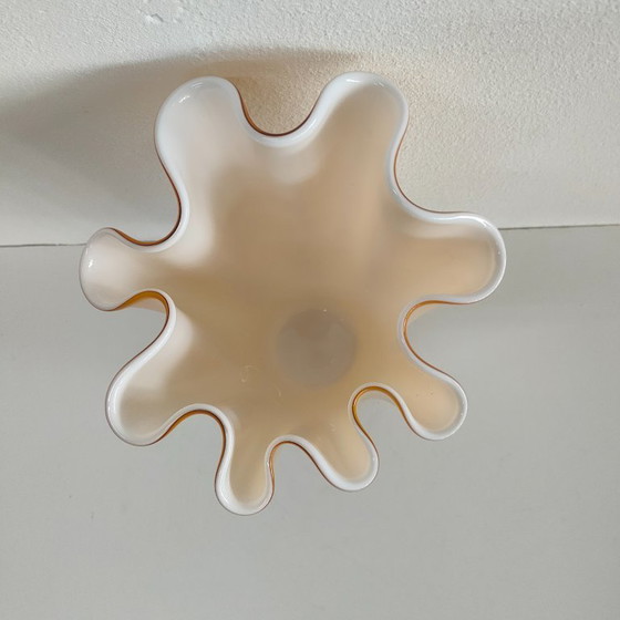 Image 1 of Amberkleurige Fazzoletto bloemenvaas (Murano glas)