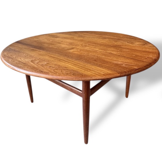 Image 1 of Niels Bach Danimarca | Couchtisch Rund in teak | Metà secolo