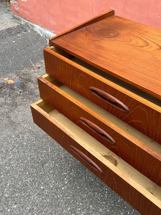 Image 1 of Cassettiera/comodino vintage danese in teak, stile moderno di metà secolo, anni '60.