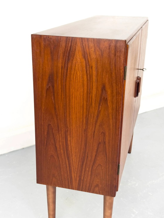 Deens dressoir in teak van Børge Mogensen voor Søborg Møbelfabrik, jaren 60 – Opbergkast, Wood (photo 19 of 21)