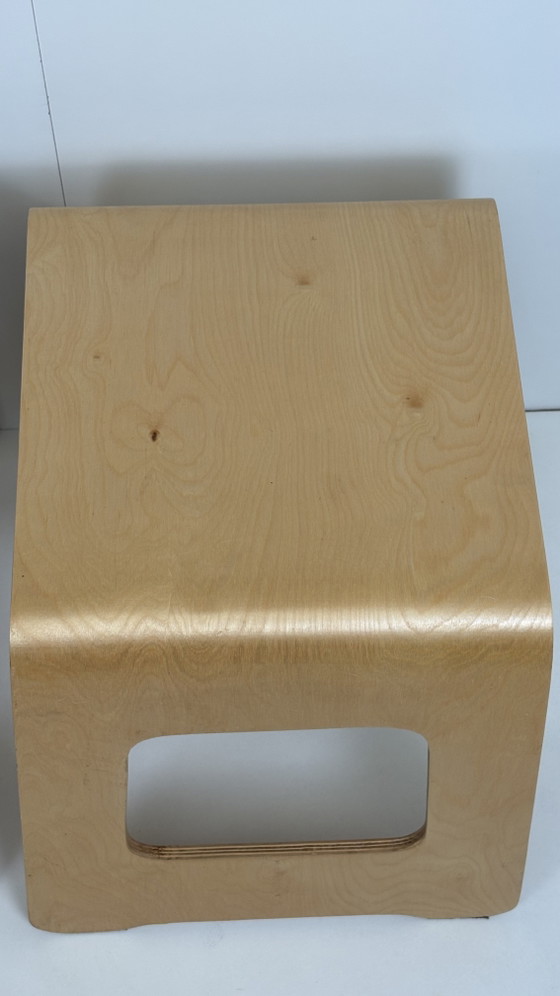 Image 1 of 3 taburetes Benjamin de IKEA de los años 90 y mesa auxiliar Norinder