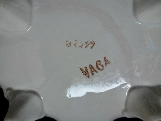 Image 1 of Vintage Jardiniere / Plantenbak Met Prachtige Keramische Bloemen