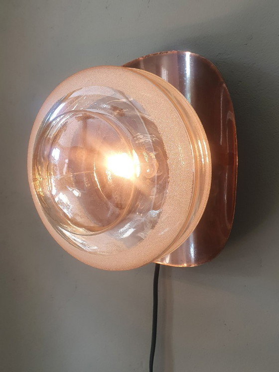 Image 1 of Lampada da parete vintage in rame e vetro - Jugoslavia - Metà secolo