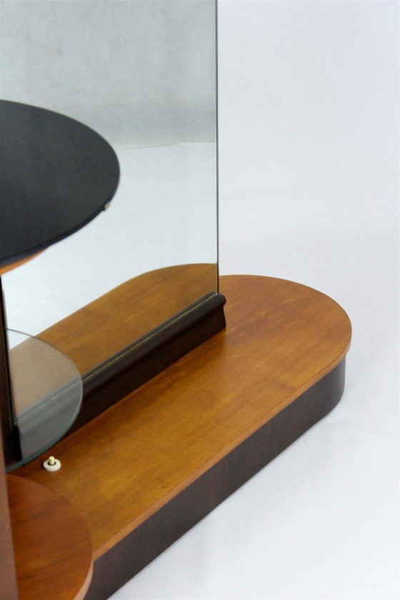 Image 1 of Toeletta restaurata con specchio di Jindrich Halabala per Up Zavody, anni '40