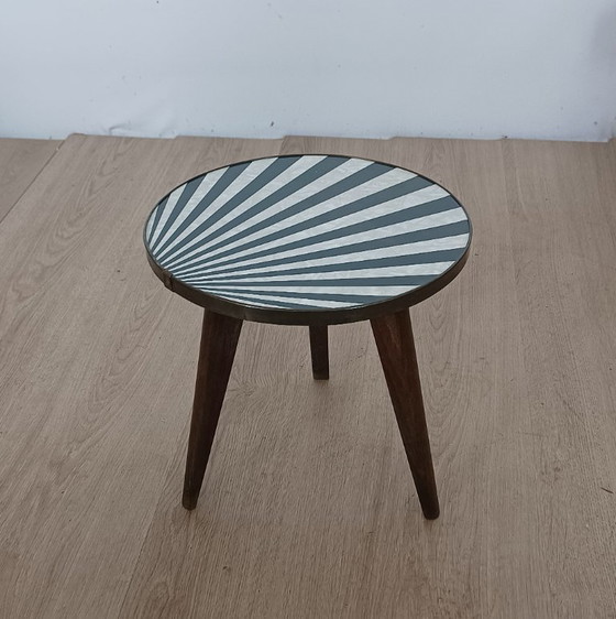 50er Jahre Beistelltisch mit Sonnenuntergangsmotiv – Beistelltische, Mdf, Plastic (photo 5 of 8)