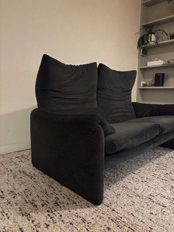 Image 1 of Cassina Maralunga 2-zitter