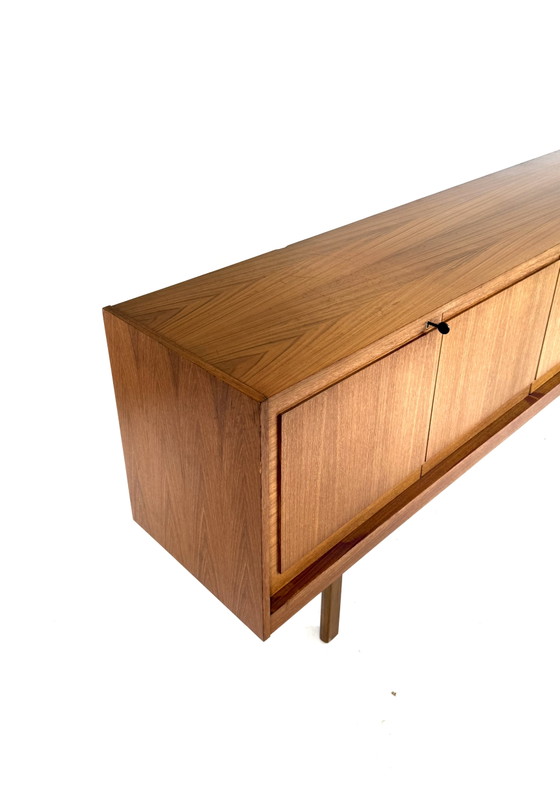 Image 1 of Vintage XXL teakhouten sideboard, jaren ‘60