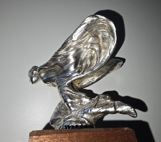 Image 1 of Rolls-Royce Kneeling Lady Of Ecstasy 