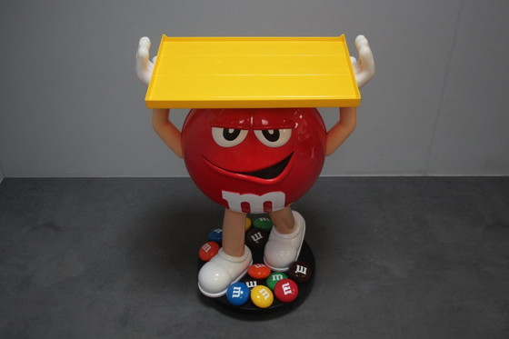 Image 1 of Rarissimo supporto in plastica della mascotte dell'azienda di caramelle M&M's, anni Novanta.