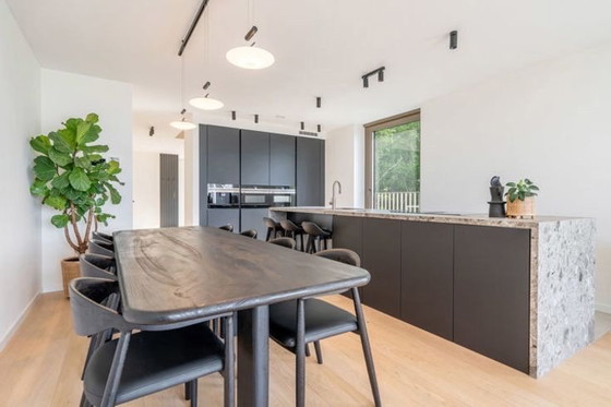 Image 1 of Table avec 8 chaises