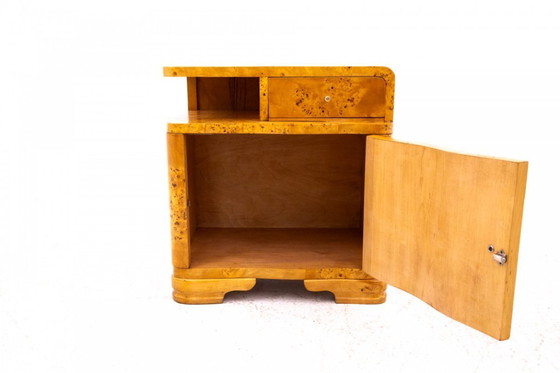 Image 1 of Pareja de mesillas de noche, Polonia, hacia 1940.