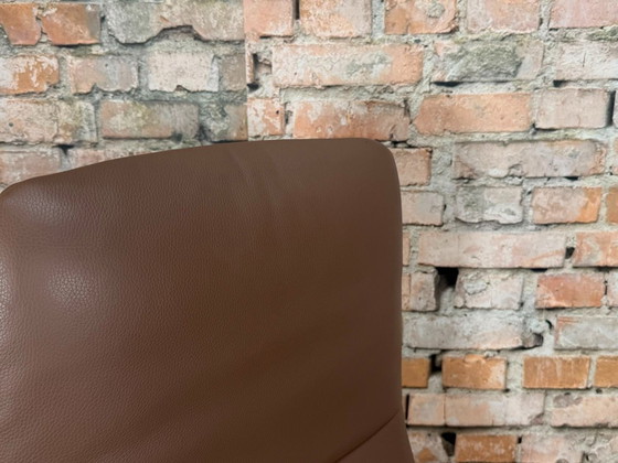 Jori Yoga – Poltrone, Leather, Metal (photo 17 of 18)