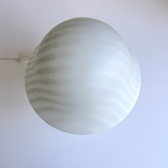 Image 1 of Lampe de table vintage Peill et Putzler verre opalin Zebra Design lampe champignon années 70 années 80 Mid Century Moderne