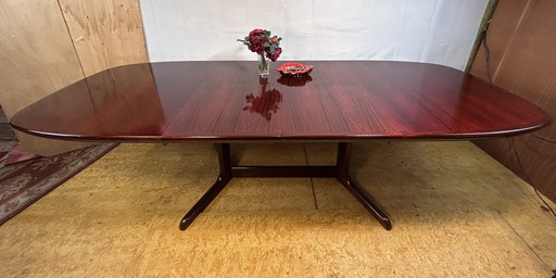 Mid-Century Retro Vintage Rosewood Extending Dining Table by AM Møbler, Denmark – 1960  A stunning example of Scandinavian desig