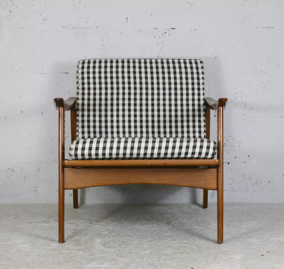 Image 1 of poltrona scandinava