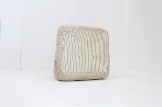 Image 1 of Poltrona angolare vintage Togo Ligne Roset velluto beige