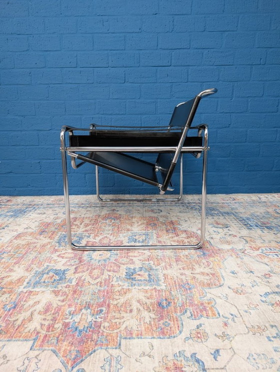 Image 1 of Poltrona Wassily vintage, stile Marcel Breuer
