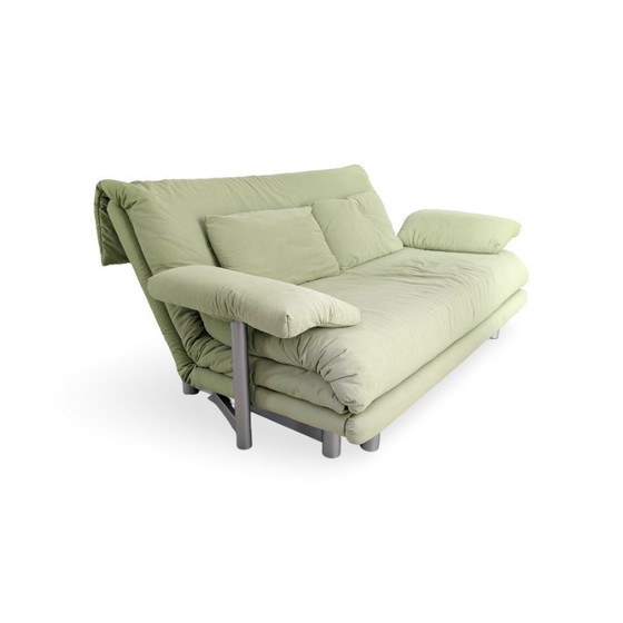 Ligne Roset Multy slaapbank in suèdegroen met armleuningen – 2 zitsbanken, Textile (photo 3 of 10)