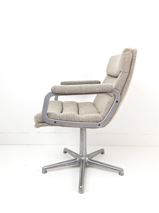 Image 1 of Chaise de bureau Artifort vintage | fauteuil pivotant laine beige sable tissu De Ploeg