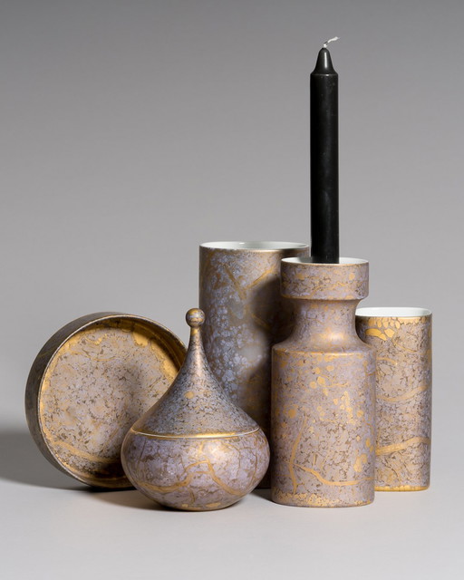 Helmut Drexler for Rosenthal – Sculptural Porcelain Ensemble of Five Vessels – Goldfeuer Series in Lilac Grey & Gold