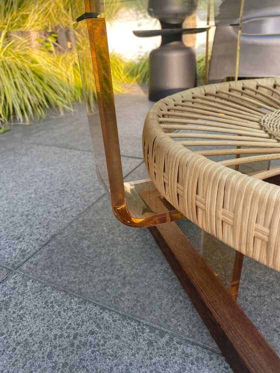 Image 1 of Couchtisch im Weltraumdesign