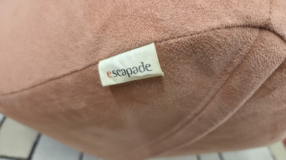 Image 1 of Vintage "Escapade" triangular armchair, cocoon design from the 70s