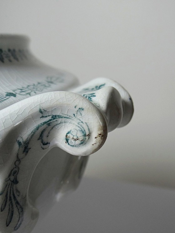 Image 1 of Large antique K&G Lunéville Compiègne pattern ironstone tureen