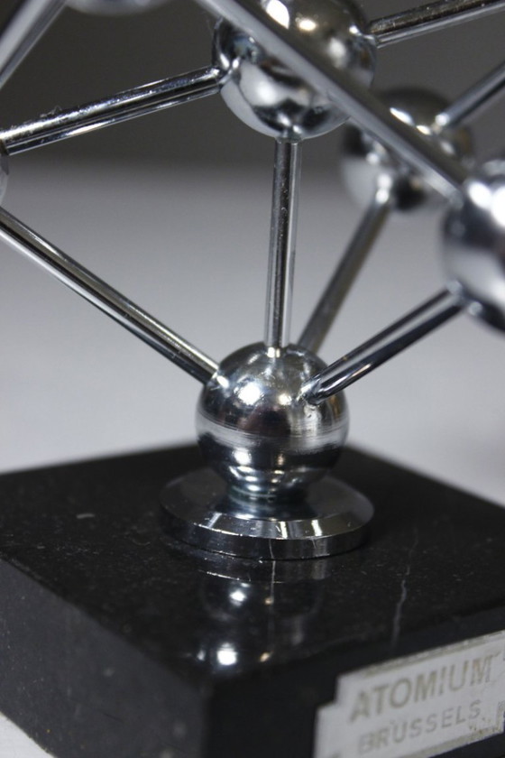 Vintage Atomium Beeldhouwkunst chroom & marmer Wereldtentoonstelling 1958 – Steen, Metaal (photo 4 of 6)