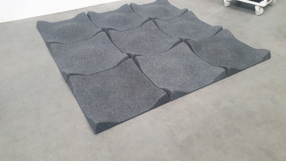 Image 1 of Offecct soundwave swell akoestische 3D design panelen grijs vilt, modulair