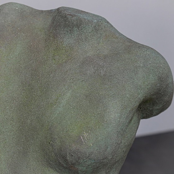 Image 1 of Betonnen sculptuur van een vrouwelijk torso van Francine Govers, Nederland, jaren 1990.