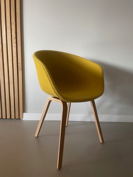 3x Hay AAC 23 stoel - okergeel - wol gestoffeerd