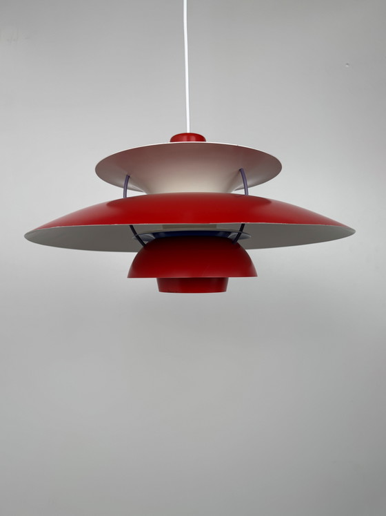 Image 1 of Lampada a sospensione Louis Poulsen PH 5 – Iconica classica del design danese in rosso