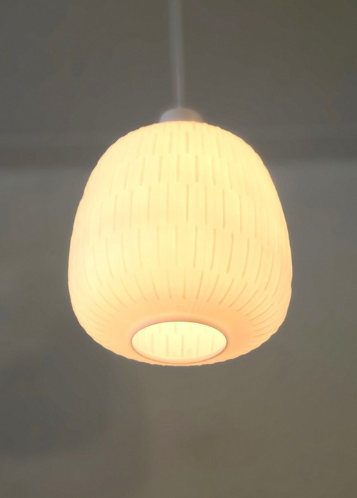 Aloys F. Gangkofner Opalglas-Pendelleuchte für Peill & Putzler, Deutschland, 1960er Jahre – hanglampen