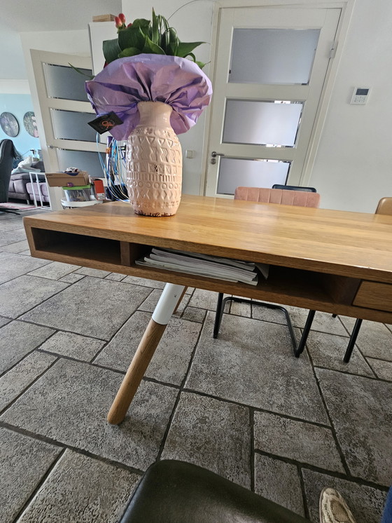 Image 1 of Table à manger séparée pouvant accueillir 6 à 8 personnes