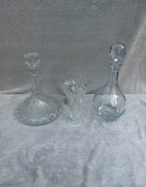 4 decantadores de cristal, incluido un decantador de barco. – glazen karaffen, Crystal, Glass