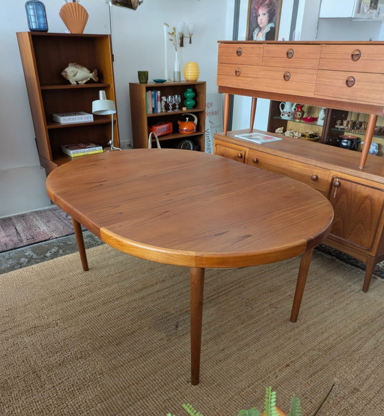 Image 1 of Vintage Danish round teak extendable dining table, Bramin