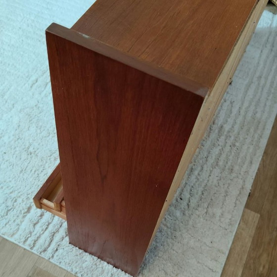 Libreria bassa vintage scandinava in teak, anni '60 – Librerie, Legno (photo 7 of 7)