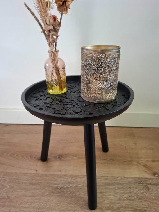 Table d'appoint noire en relief | Bohème | Chic hôtelier |
