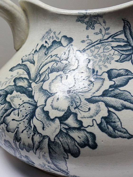 Image 1 of Aardewerken waskan "Floréal", Givors aardewerk, 19e eeuw, bloemversiering