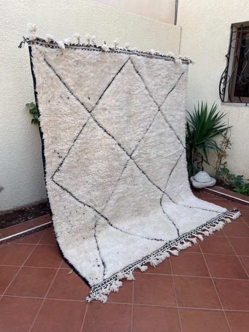 Tapis bni mrirt marocain en laine naturelle 200cmx150cm