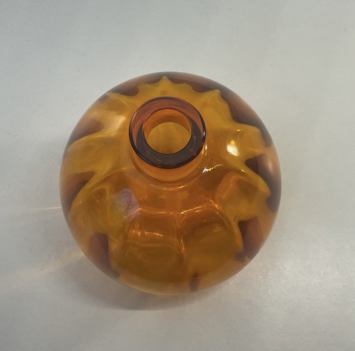 Vase Juliana de Chris Lanooy, réalisé en 1927 pour la verrerie de Leerdam.