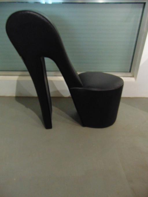 1 x High Heel chair by Meubelco