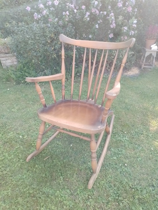 Fauteuil à bascule