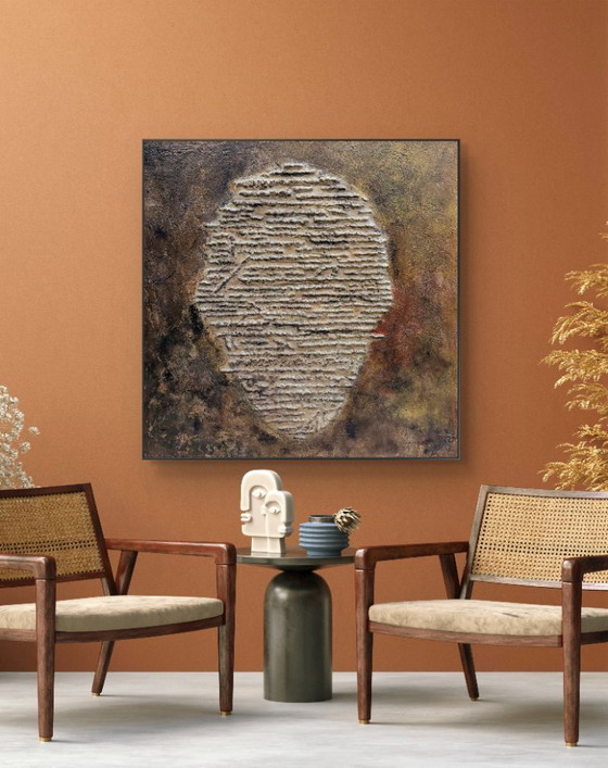 Image 1 of Líneas y Rostros – Objeto Escultórico de Pared con Relieve Crudo (121 × 121 × 4 cm)