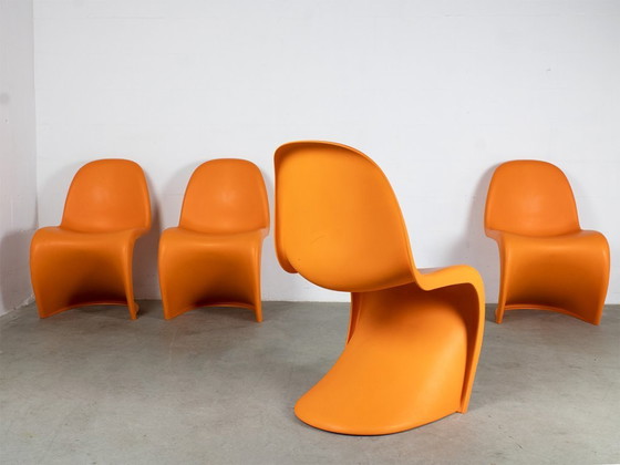 Image 1 of Chaises Vitra Panton, lot de 4, coloris orange, design Verner Panton